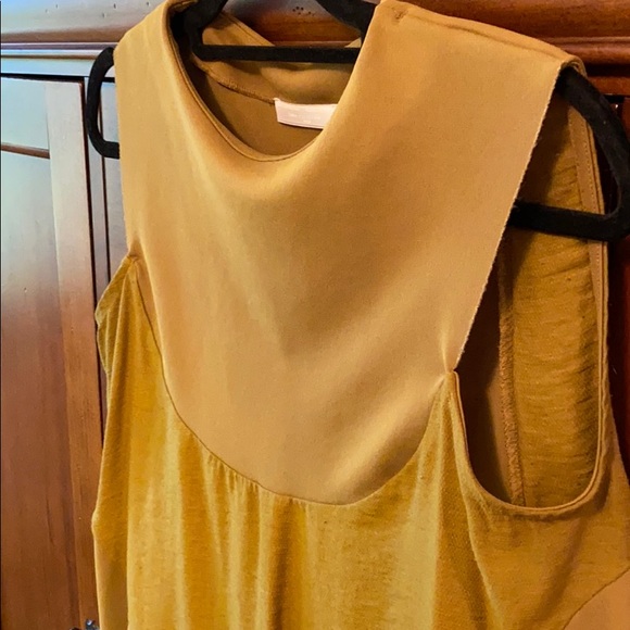 Zara Raw Edge Green Blouse - Picture 2 of 5